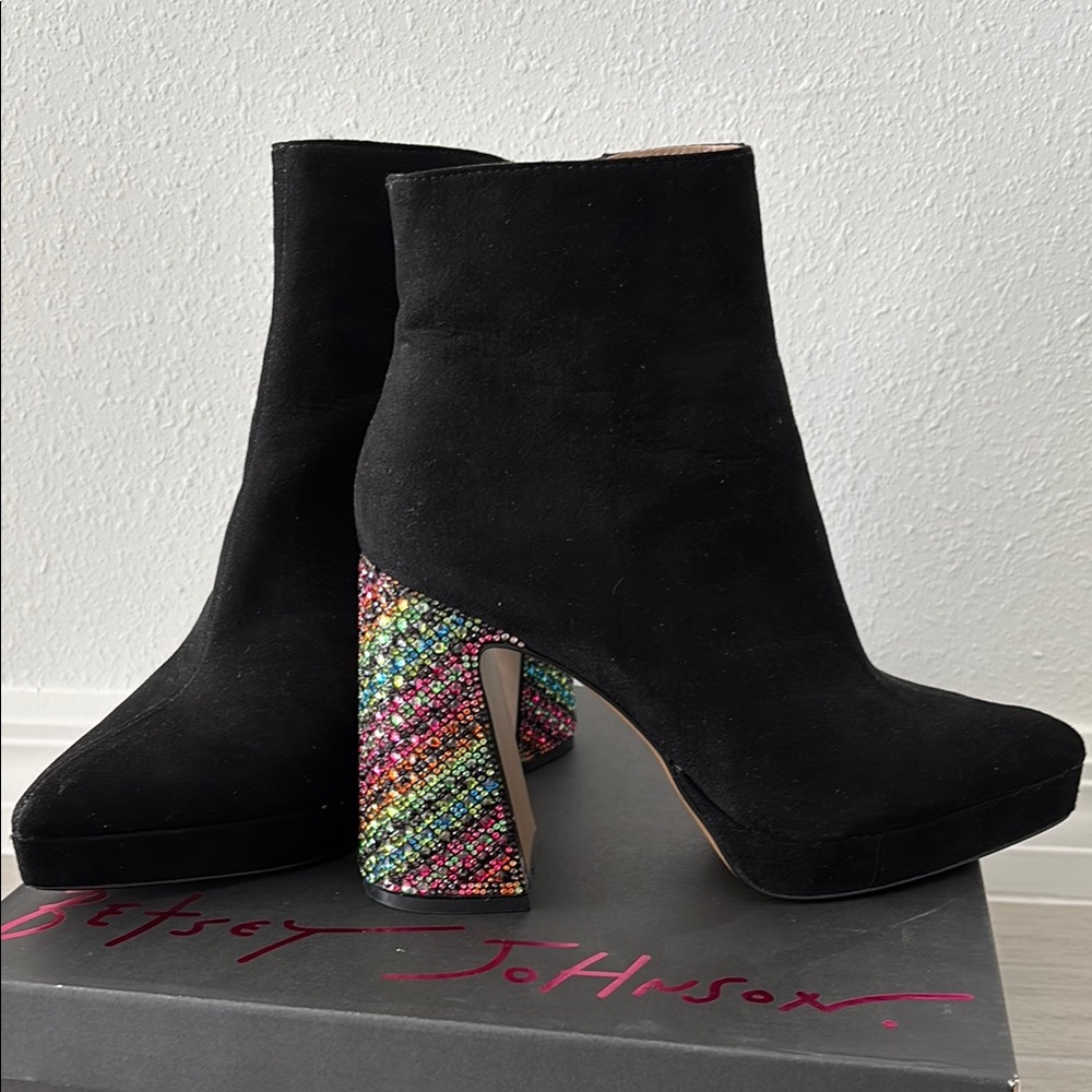 (NIB) Betsey Johnson Women’s Raylan Platform with Rhinestone Heel Bootie - Picture 5 of 13